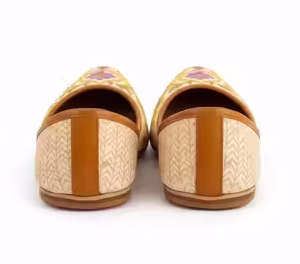 Handcrafted Floral Embroidered Ethnic Jutti for Women